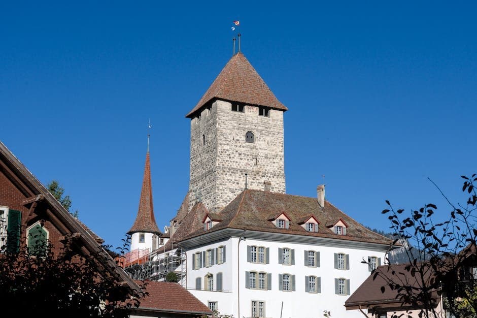 Guide Image: Switzerland CH (by Jean-Paul Wettstein)