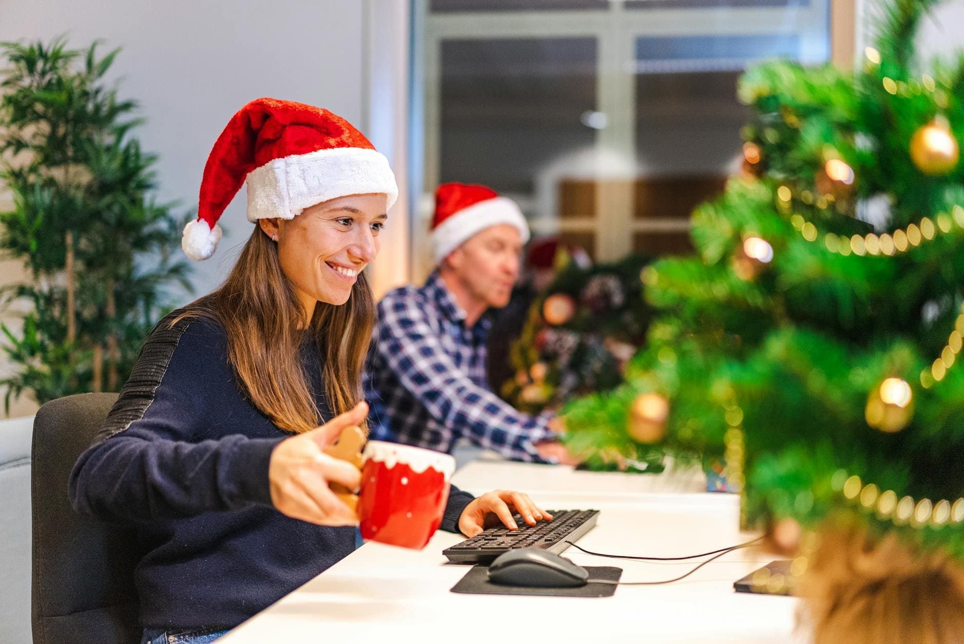Article Image: seasonal work (by Utopix Pictures Pictures)