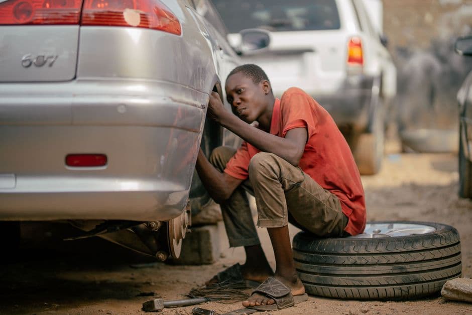 Seasonal Tyre Fitter — Winter Changeover