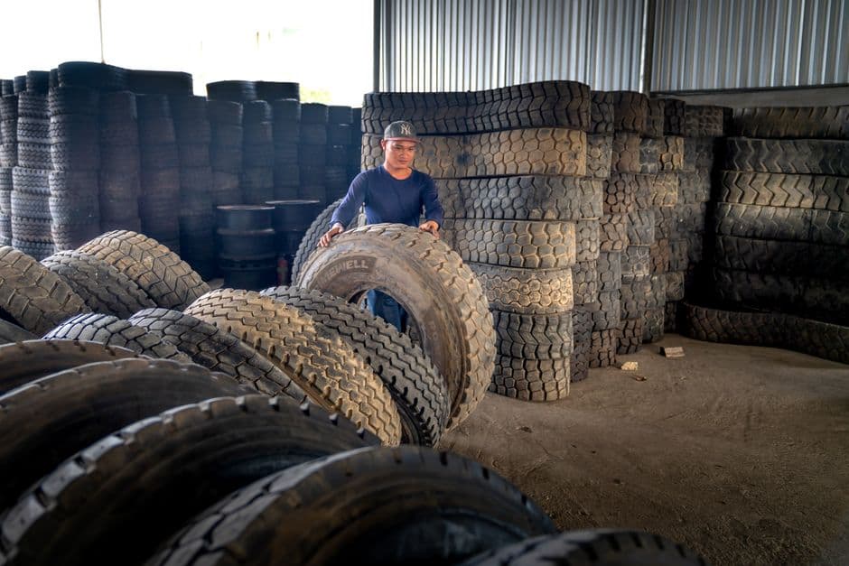 Tyre Hotel & Wheel Store Assistant